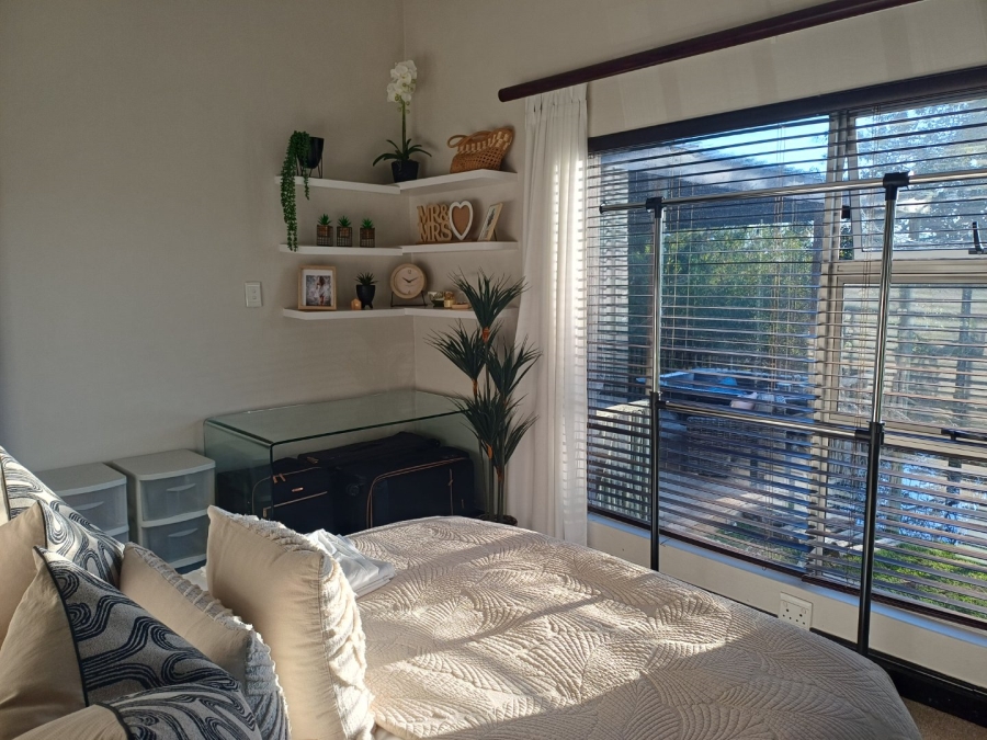 4 Bedroom Property for Sale in Hoekwil Western Cape